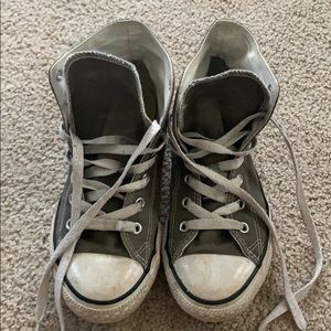 Grey converse